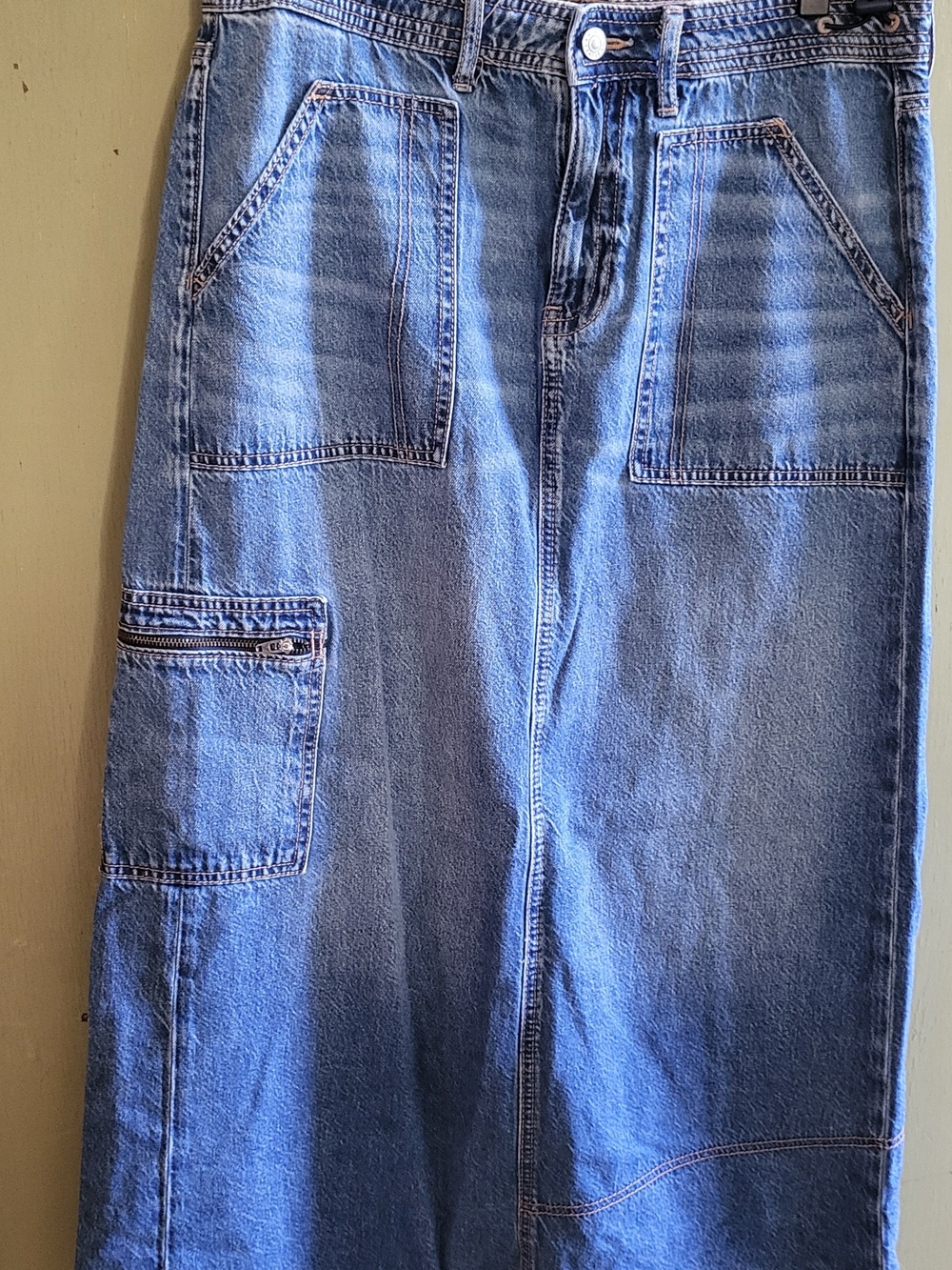 American Eagle Acid Wash Denim Cargo Midi Skirt Elastic Waist Utility Size 10